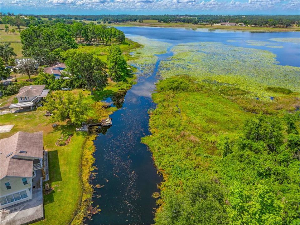 待售: $215,000 (1.80 acres)