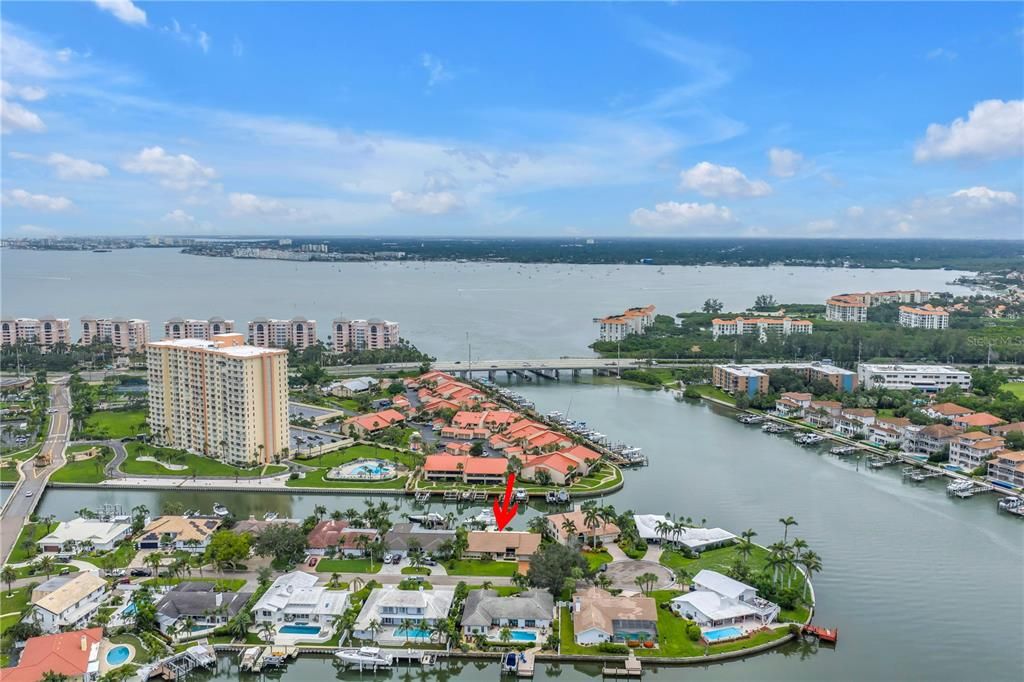 For Sale: $2,199,900 (3 beds, 3 baths, 2548 Square Feet)