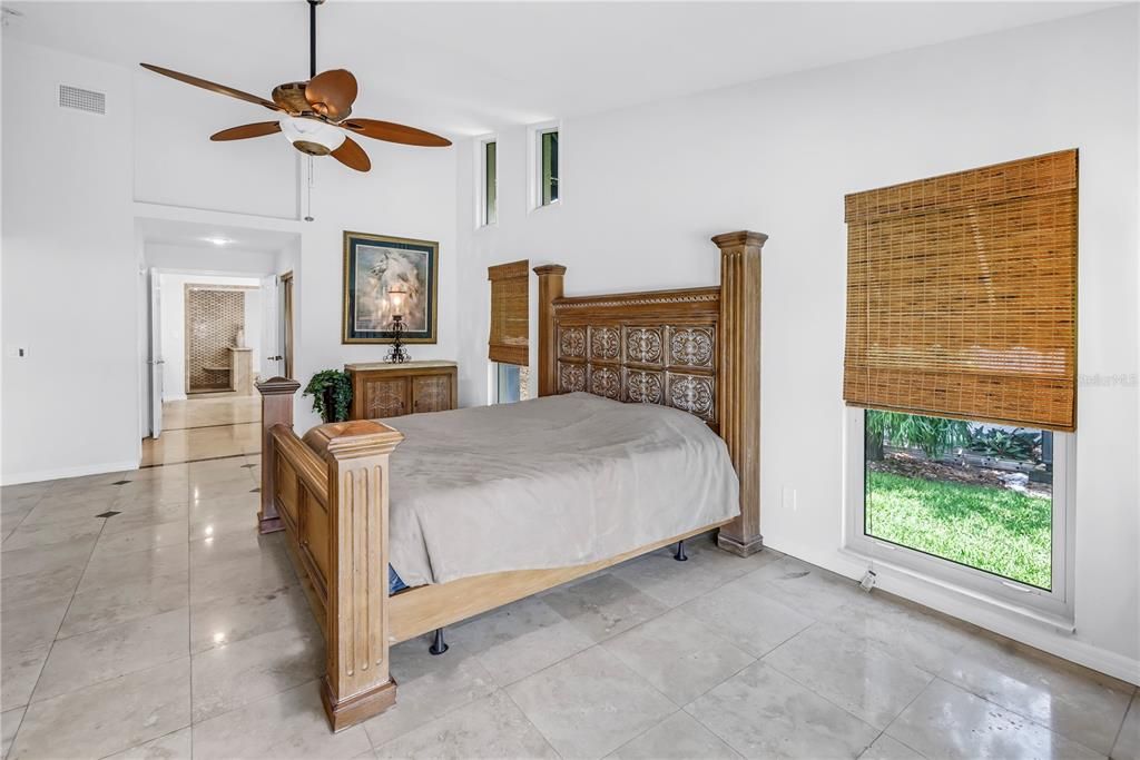 For Sale: $2,199,900 (3 beds, 3 baths, 2548 Square Feet)