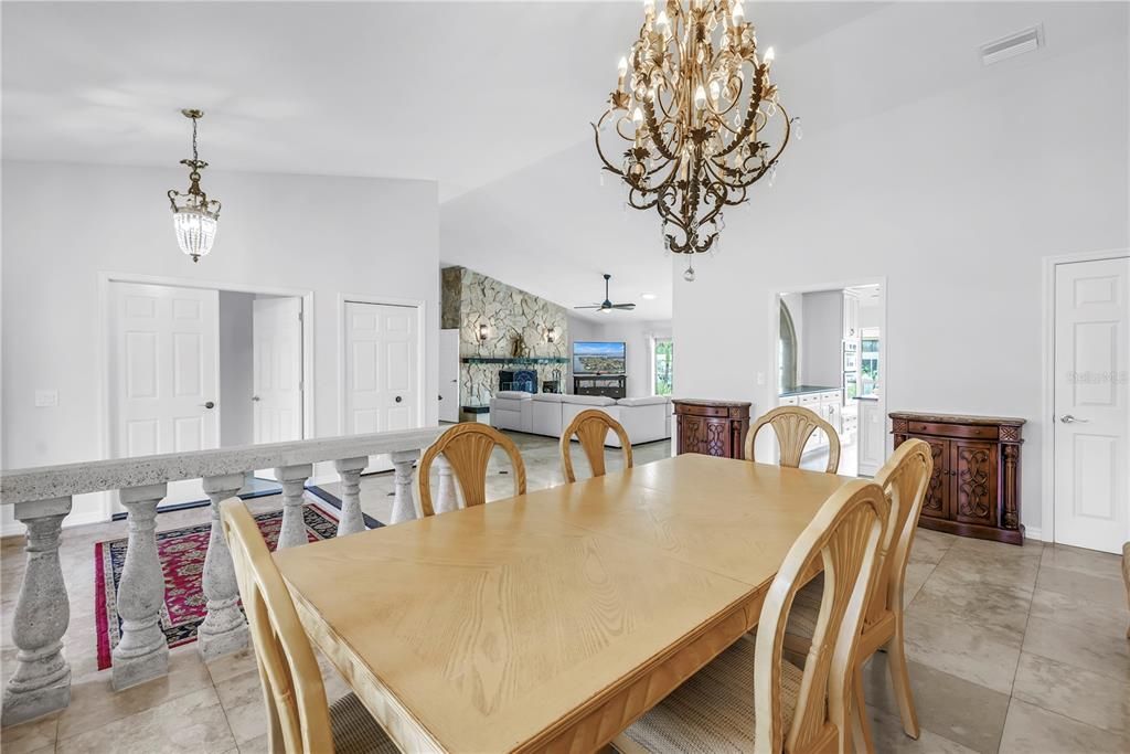 For Sale: $2,199,900 (3 beds, 3 baths, 2548 Square Feet)