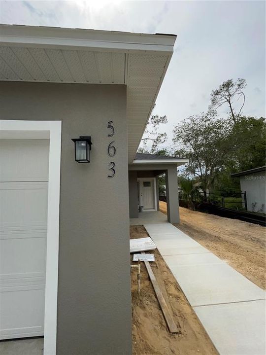 For Sale: $299,900 (3 beds, 2 baths, 1250 Square Feet)
