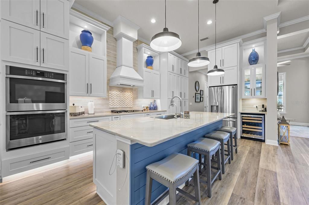 For Sale: $1,275,000 (4 beds, 3 baths, 2936 Square Feet)
