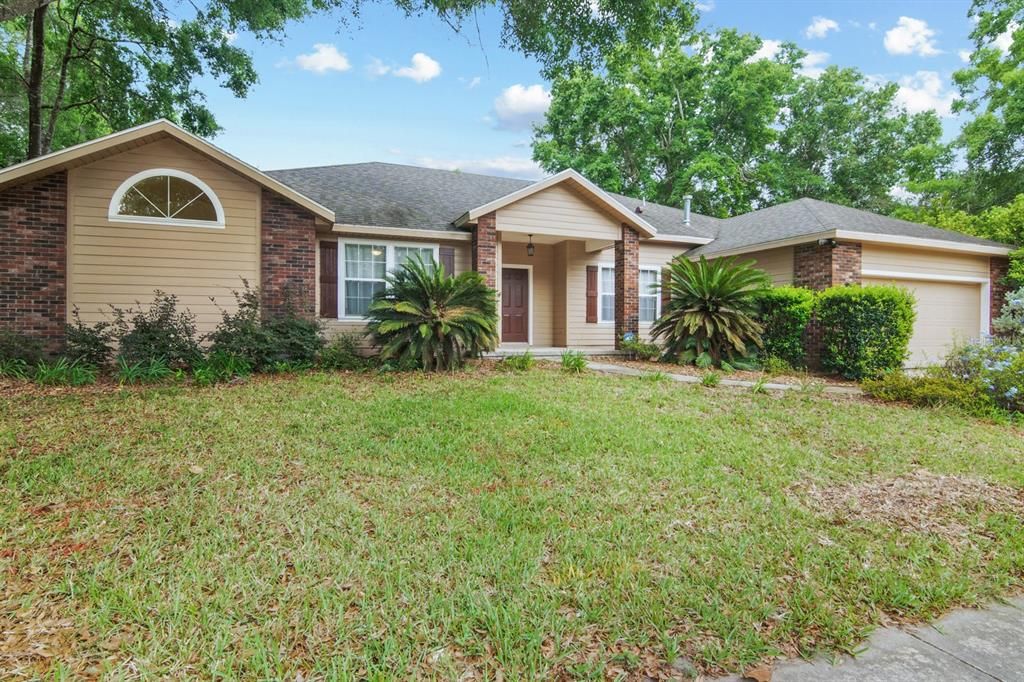 For Sale: $490,000 (4 beds, 3 baths, 2528 Square Feet)
