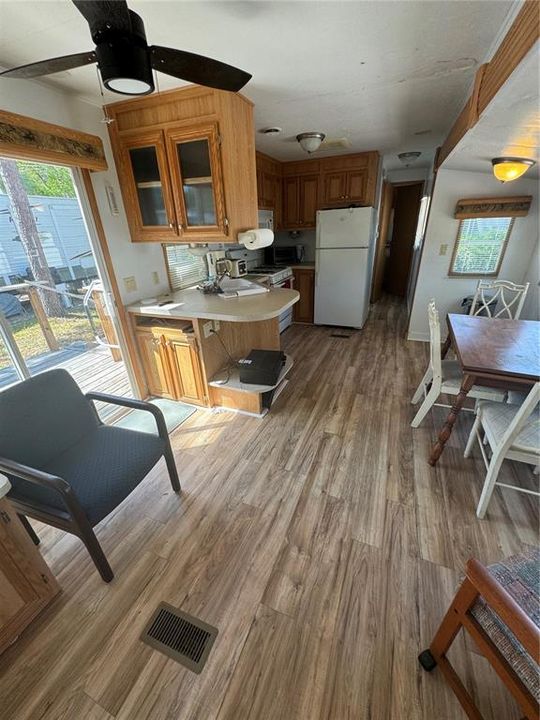 待售: $70,000 (1 贝兹, 1 浴室, 320 平方英尺)