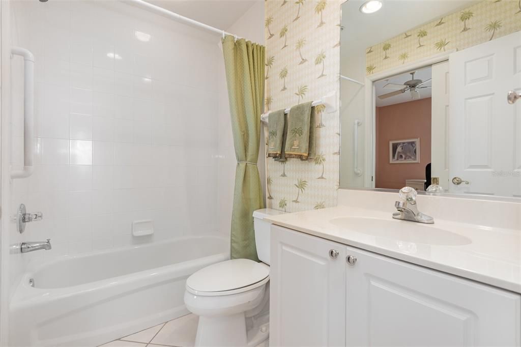 For Sale: $625,000 (2 beds, 2 baths, 1932 Square Feet)