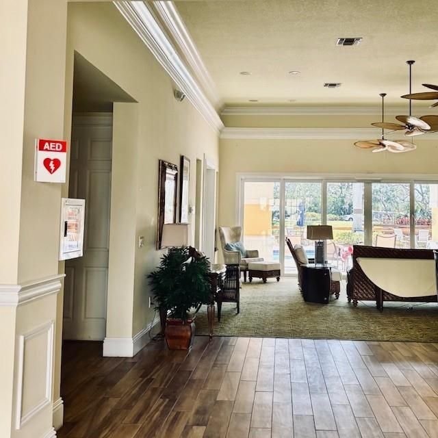 For Sale: $625,000 (2 beds, 2 baths, 1932 Square Feet)