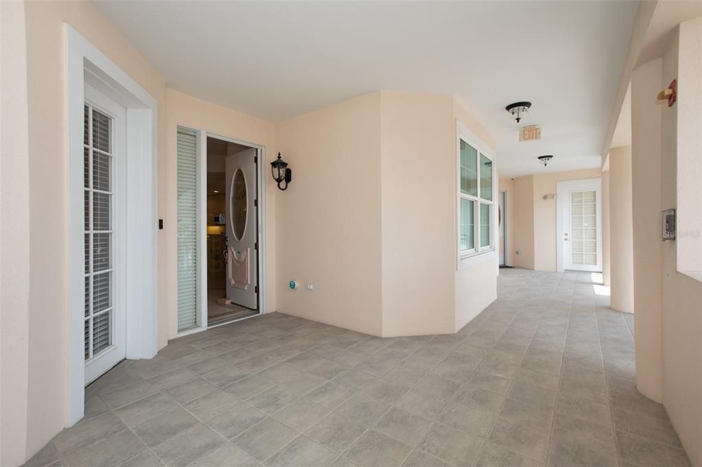 For Sale: $625,000 (2 beds, 2 baths, 1932 Square Feet)