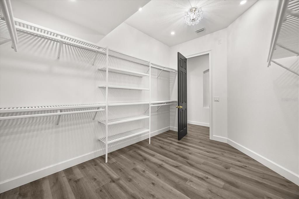 Active With Contract: $1,500,000 (4 beds, 4 baths, 3813 Square Feet)