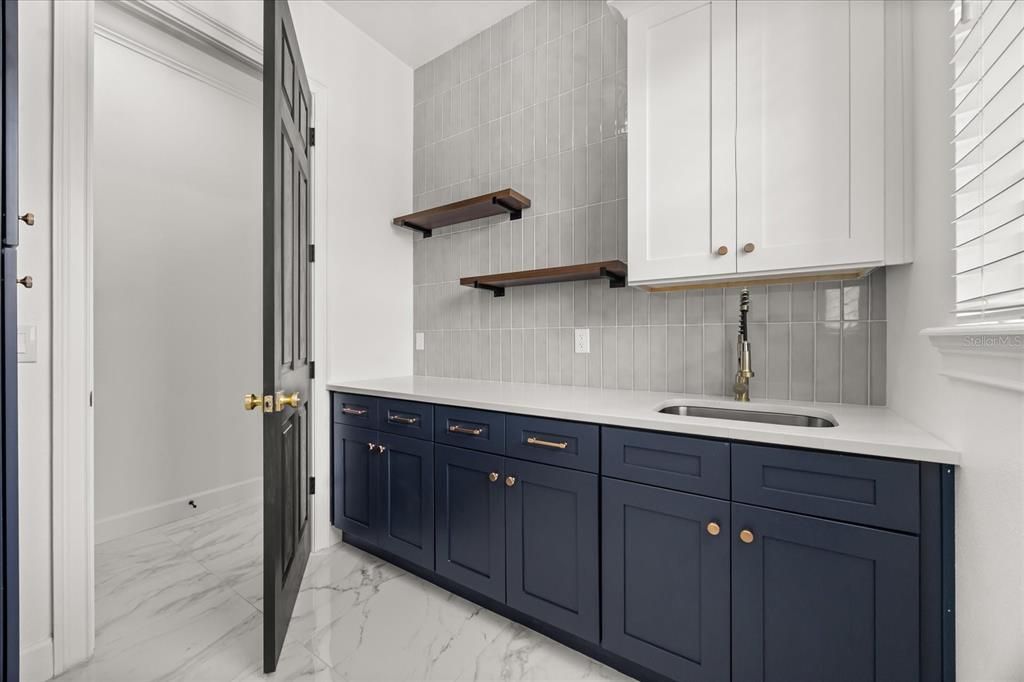 Active With Contract: $1,500,000 (4 beds, 4 baths, 3813 Square Feet)