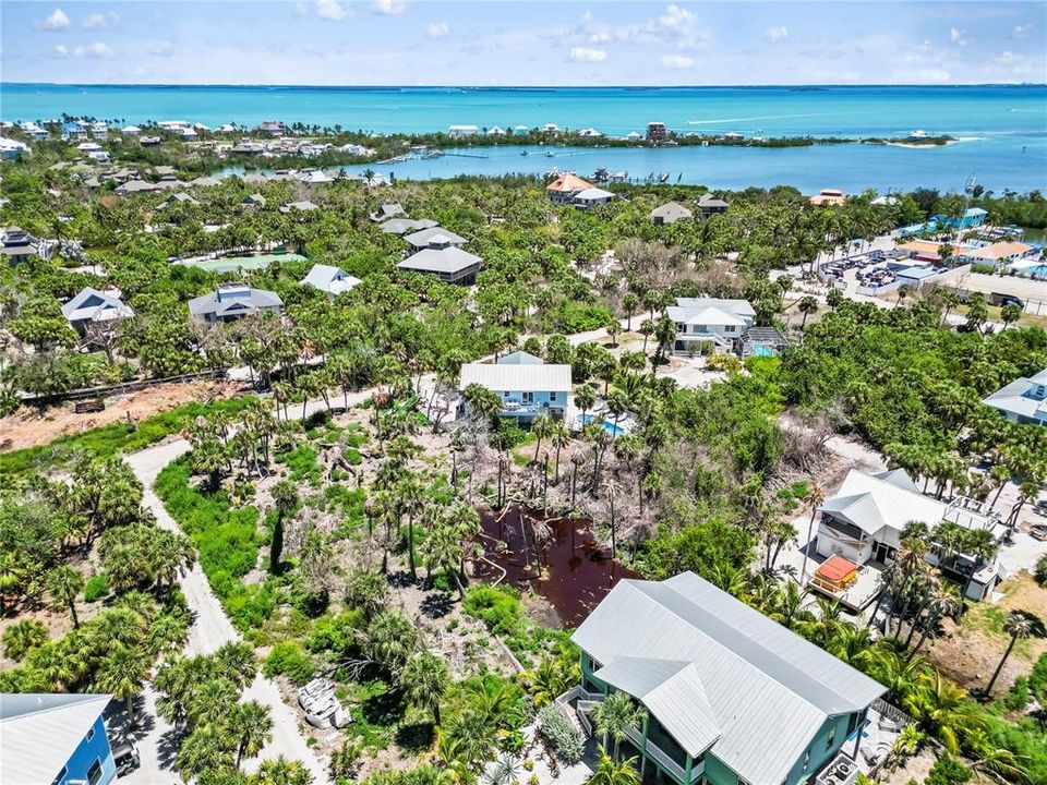 For Sale: $1,350,000 (3 beds, 2 baths, 1500 Square Feet)