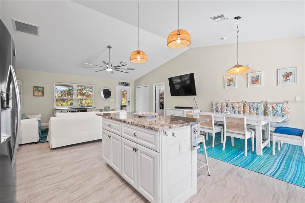 For Sale: $1,350,000 (3 beds, 2 baths, 1500 Square Feet)