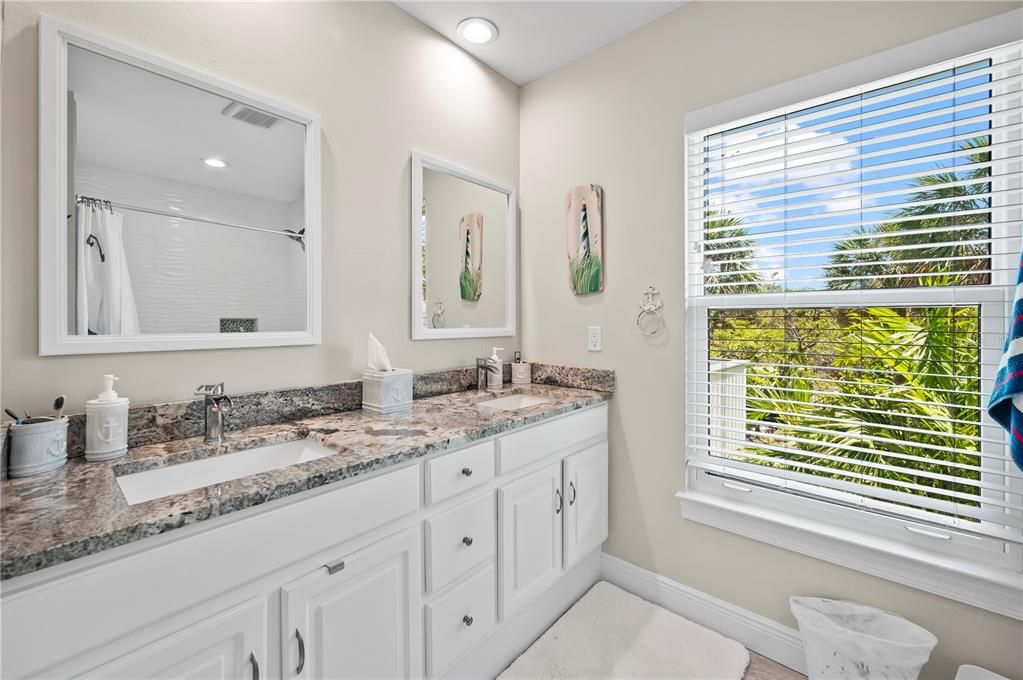 For Sale: $1,350,000 (3 beds, 2 baths, 1500 Square Feet)