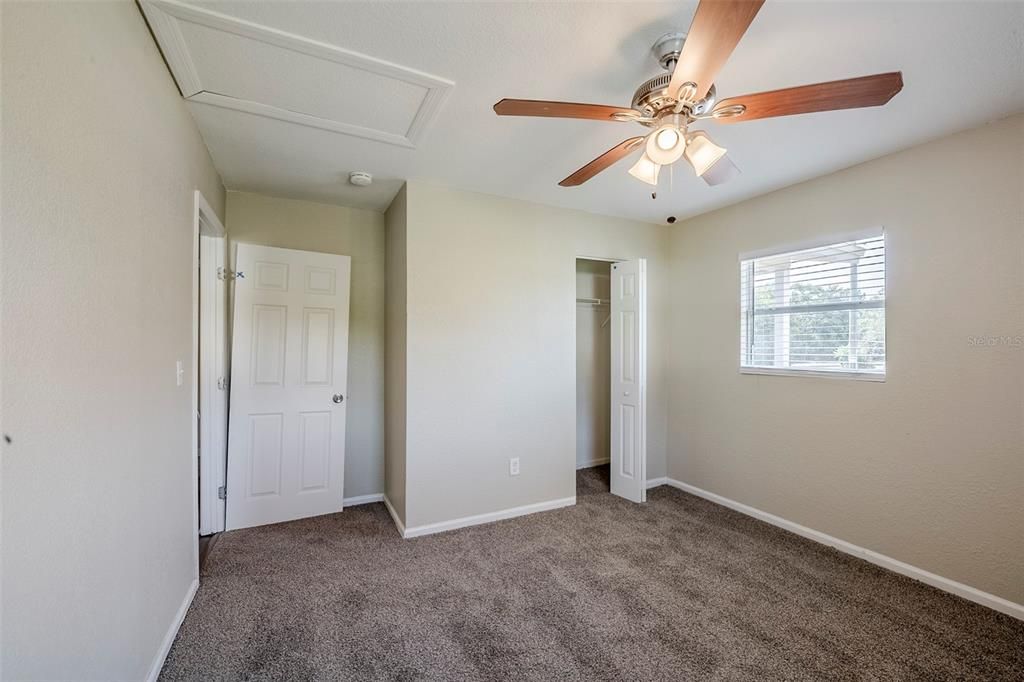 На продажу: $270,000 (3 спален, 1 ванн, 1004 Квадратных фут)