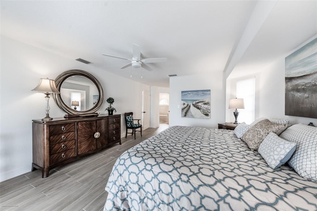 For Rent: $6,950 (3 beds, 2 baths, 2265 Square Feet)