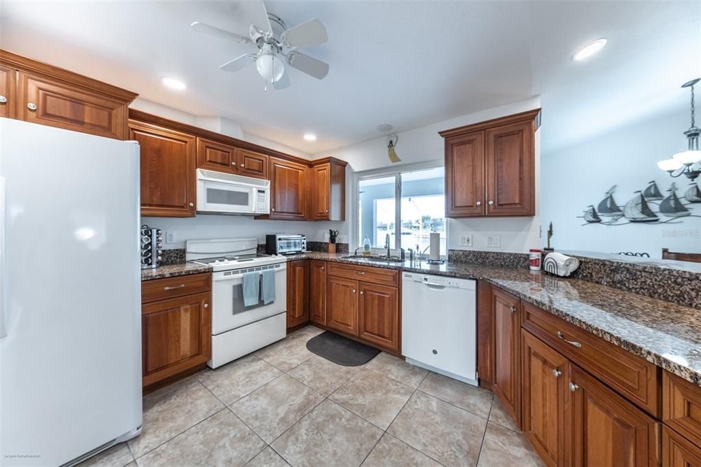 For Rent: $6,950 (3 beds, 2 baths, 2265 Square Feet)