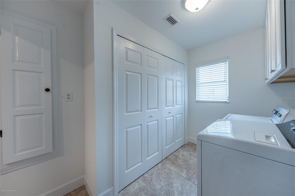 For Rent: $6,950 (3 beds, 2 baths, 2265 Square Feet)