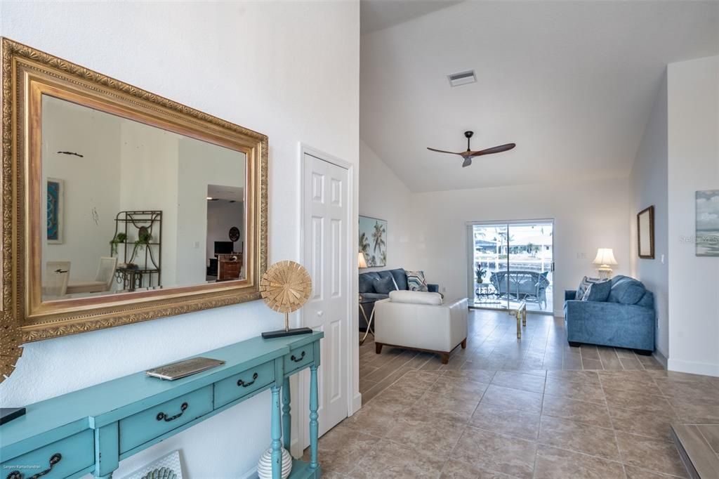 For Rent: $6,950 (3 beds, 2 baths, 2265 Square Feet)