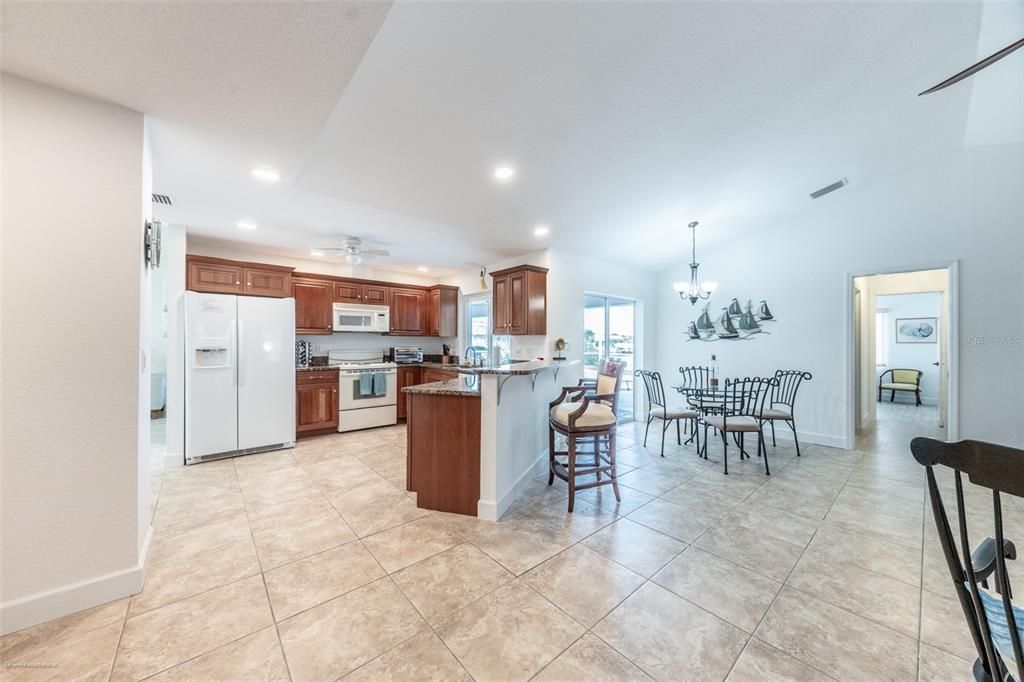 For Rent: $6,950 (3 beds, 2 baths, 2265 Square Feet)