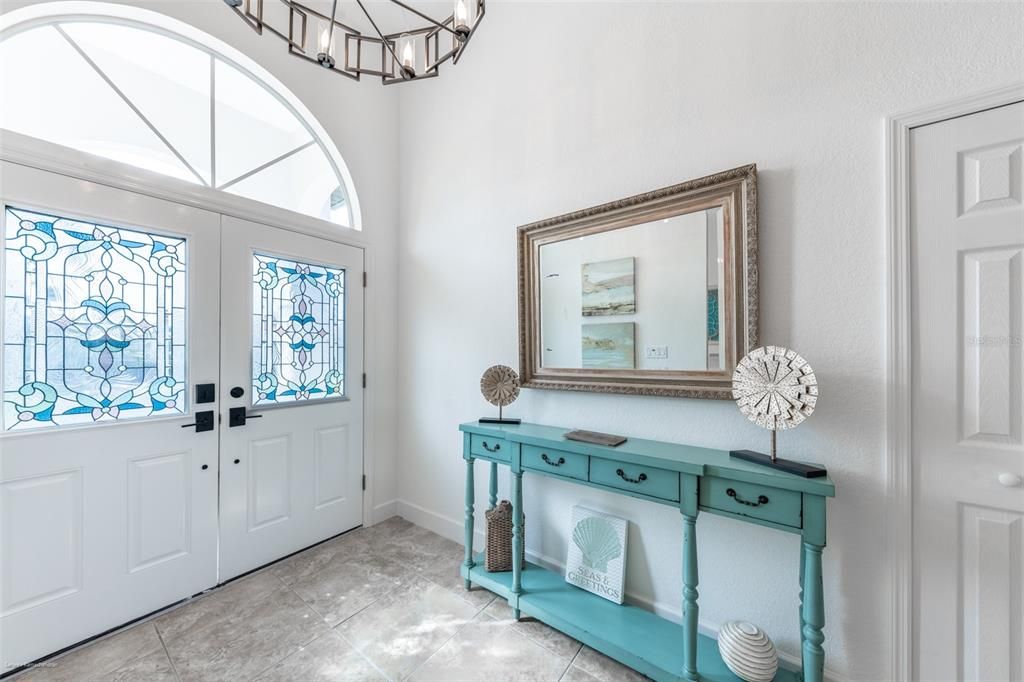 For Rent: $6,950 (3 beds, 2 baths, 2265 Square Feet)