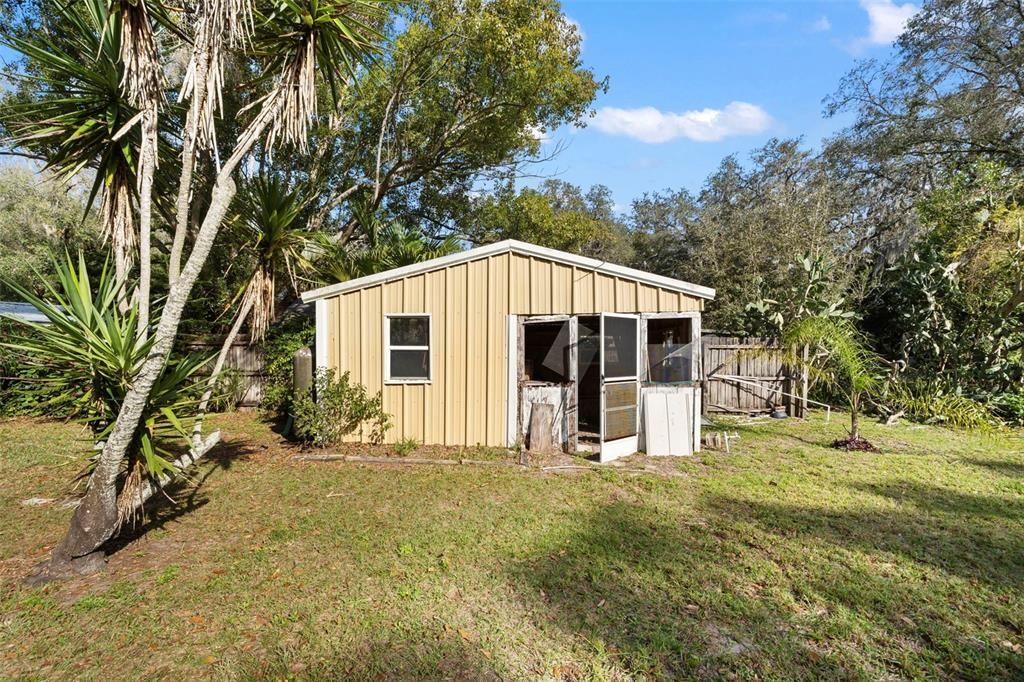 For Sale: $464,999 (4 beds, 2 baths, 1904 Square Feet)