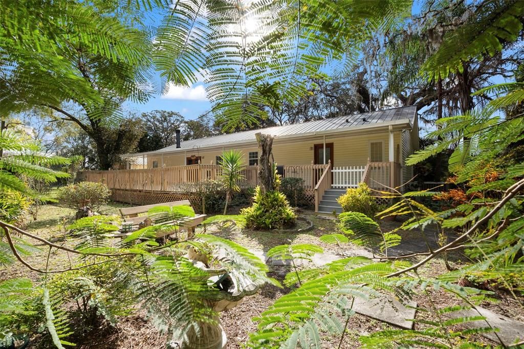 For Sale: $464,999 (4 beds, 2 baths, 1904 Square Feet)