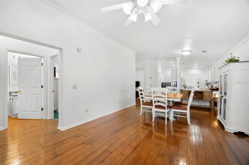 For Sale: $464,999 (4 beds, 2 baths, 1904 Square Feet)