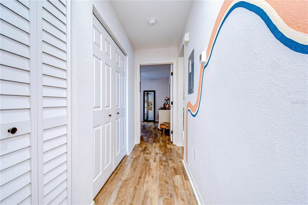 Active With Contract: $265,000 (3 beds, 2 baths, 1578 Square Feet)