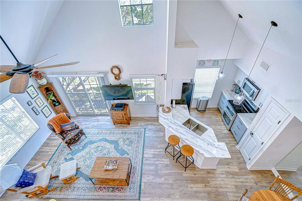 Active With Contract: $265,000 (3 beds, 2 baths, 1578 Square Feet)