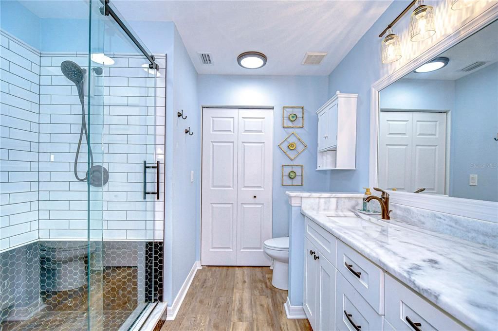 Active With Contract: $265,000 (3 beds, 2 baths, 1578 Square Feet)