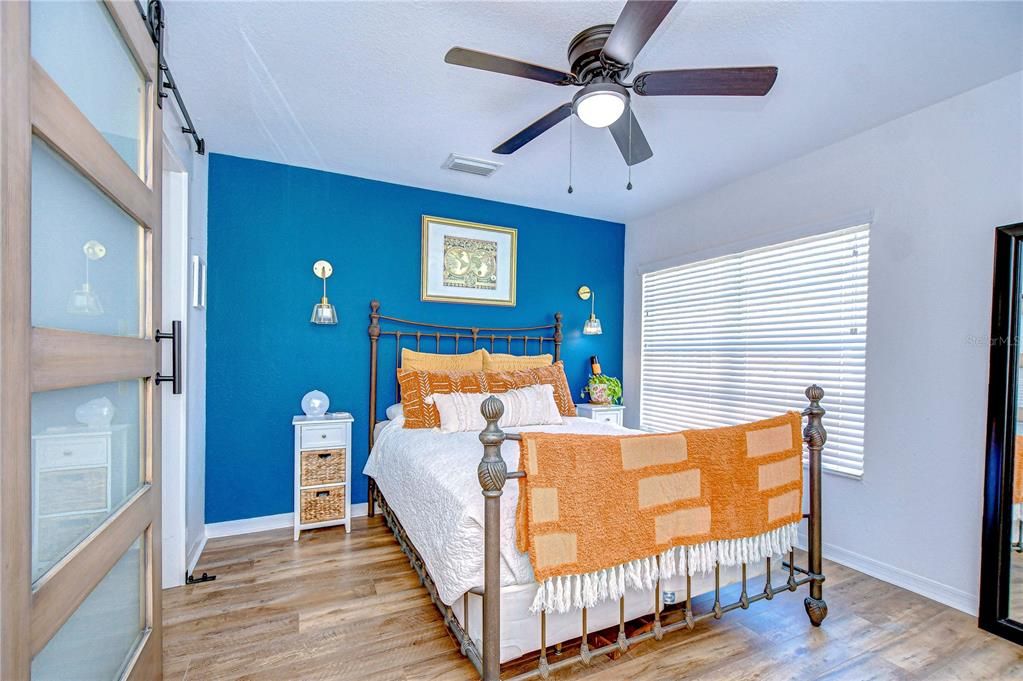 Active With Contract: $265,000 (3 beds, 2 baths, 1578 Square Feet)