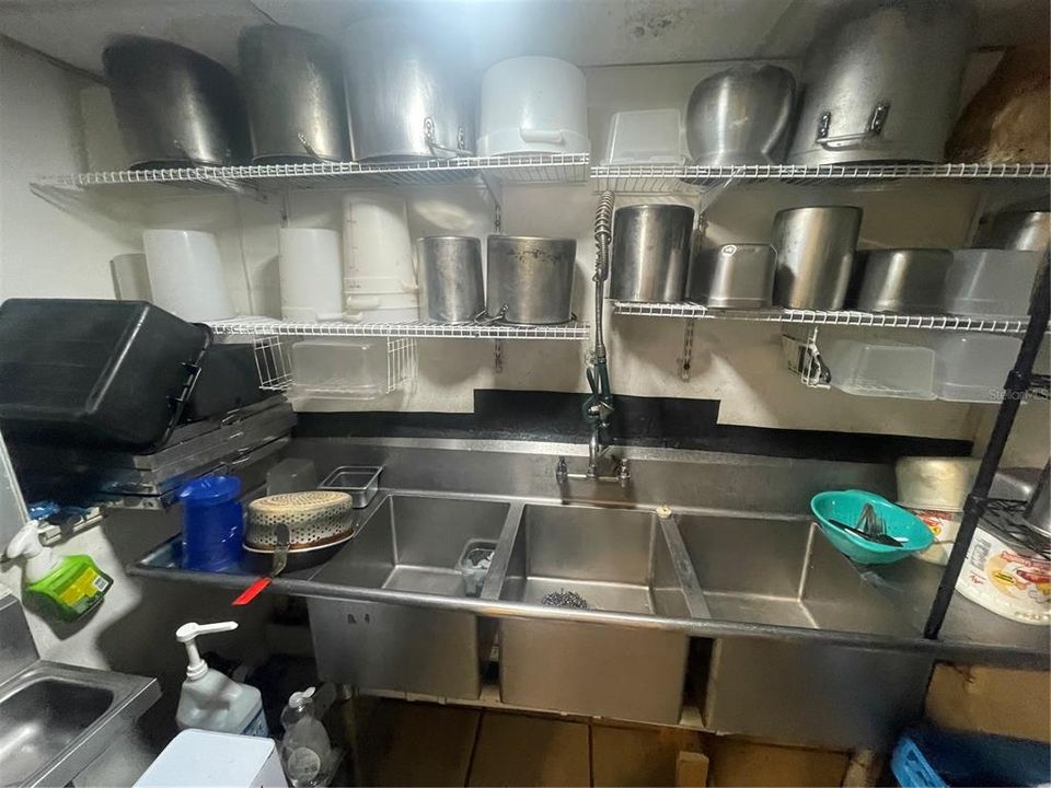 На продажу: $159,950 (0 спален, 0 ванн, 0 Квадратных фут)