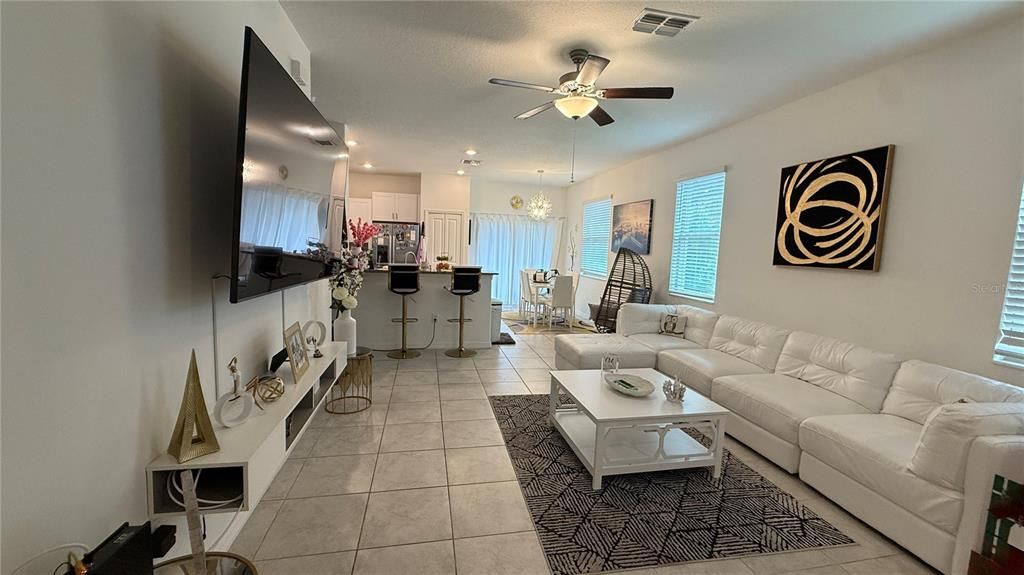 En Venta: $255,000 (2 camas, 2 baños, 1541 Pies cuadrados)