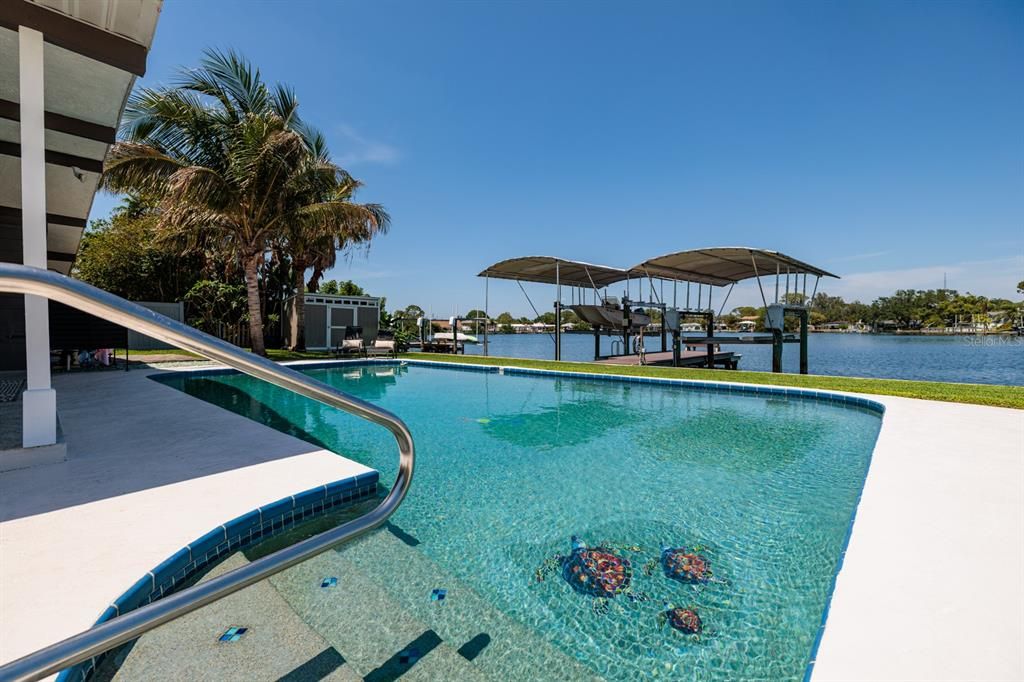 For Sale: $1,250,000 (3 beds, 2 baths, 2014 Square Feet)