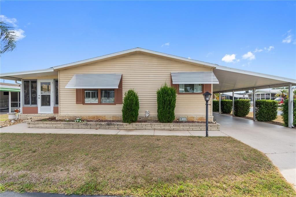 For Sale: $89,000 (2 beds, 2 baths, 1274 Square Feet)