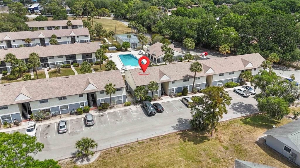 For Sale: $170,000 (2 beds, 2 baths, 967 Square Feet)