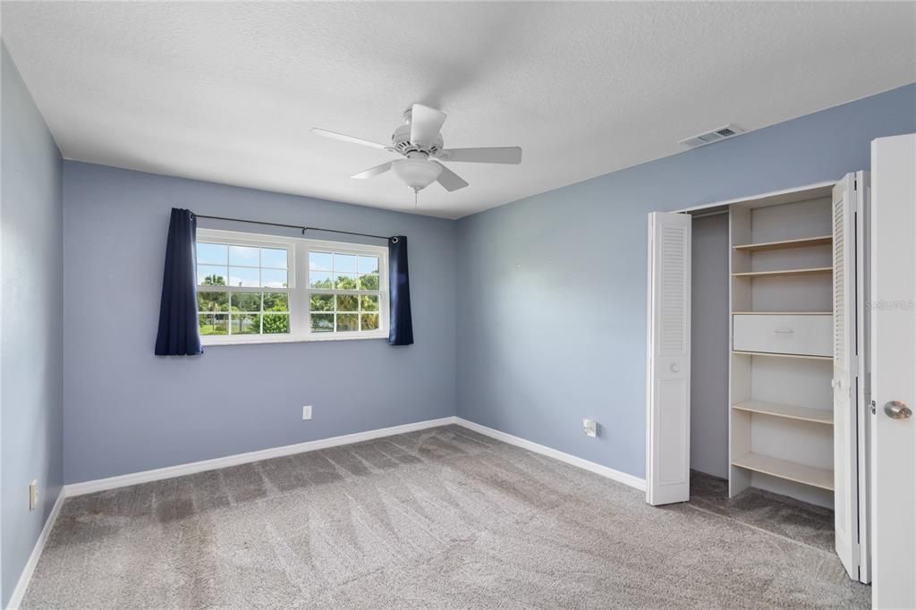 For Sale: $170,000 (2 beds, 2 baths, 967 Square Feet)