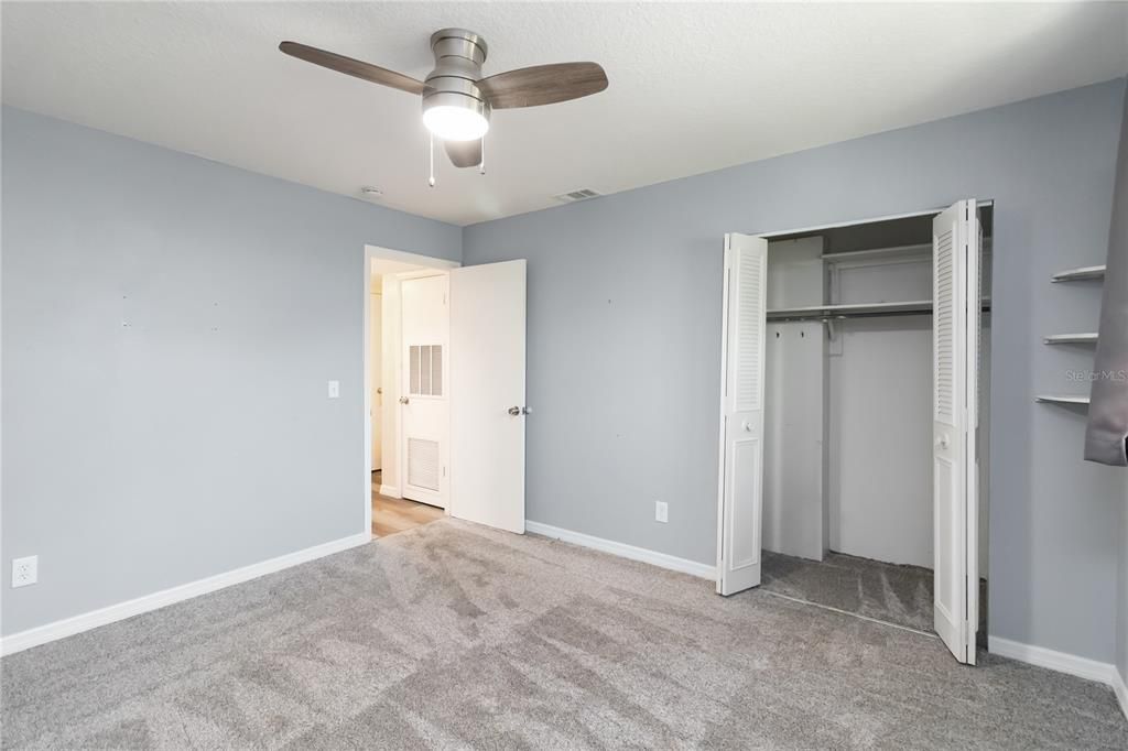 For Sale: $170,000 (2 beds, 2 baths, 967 Square Feet)