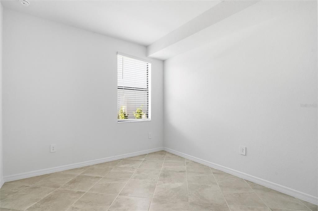 Active With Contract: $378,000 (3 beds, 2 baths, 1741 Square Feet)