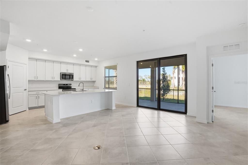 Active With Contract: $378,000 (3 beds, 2 baths, 1741 Square Feet)