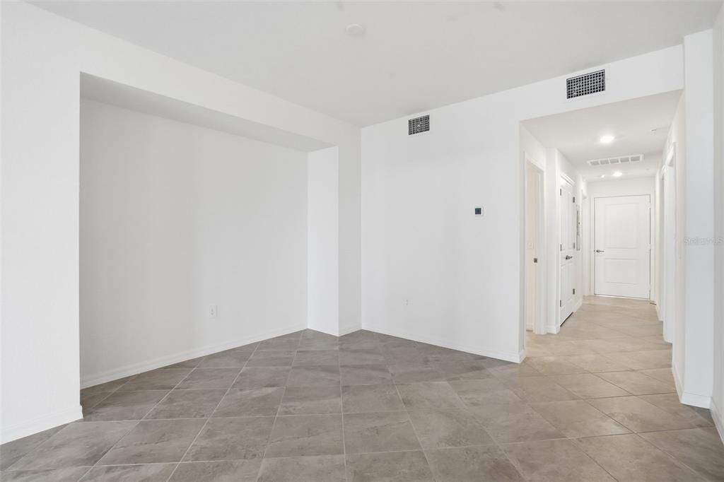 Active With Contract: $378,000 (3 beds, 2 baths, 1741 Square Feet)