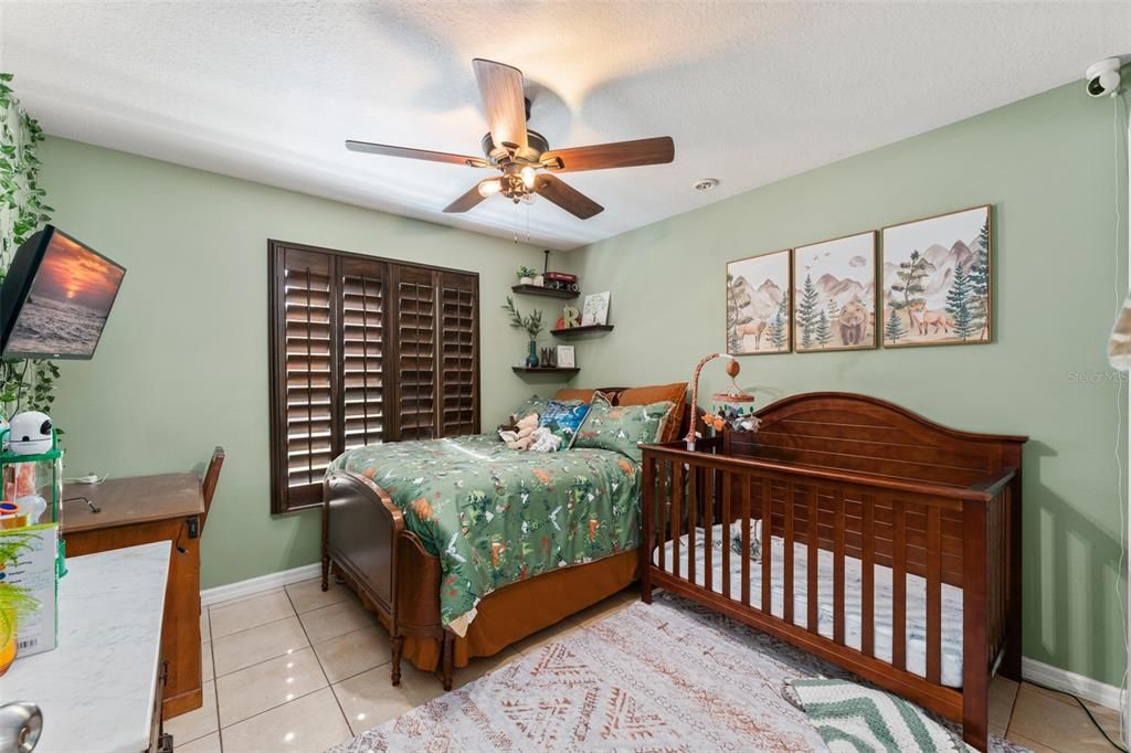 For Sale: $315,000 (3 beds, 2 baths, 1352 Square Feet)