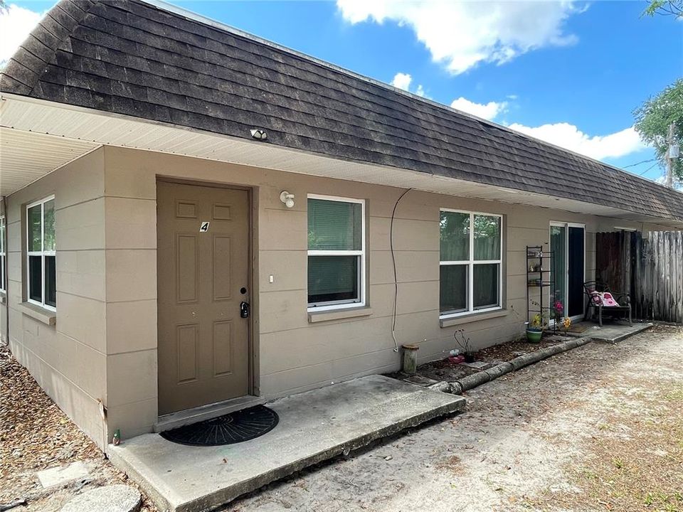 Recently Rented: $1,500 (2 beds, 1 baths, 850 Square Feet)