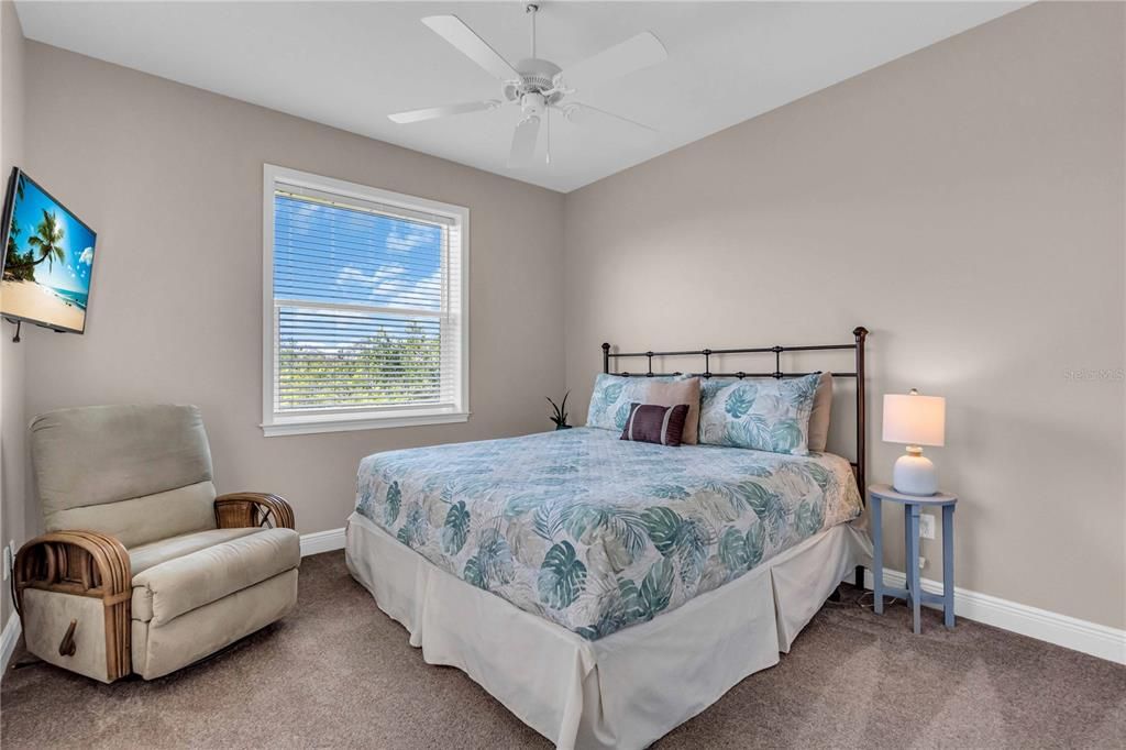 For Rent: $4,500 (3 beds, 2 baths, 2256 Square Feet)