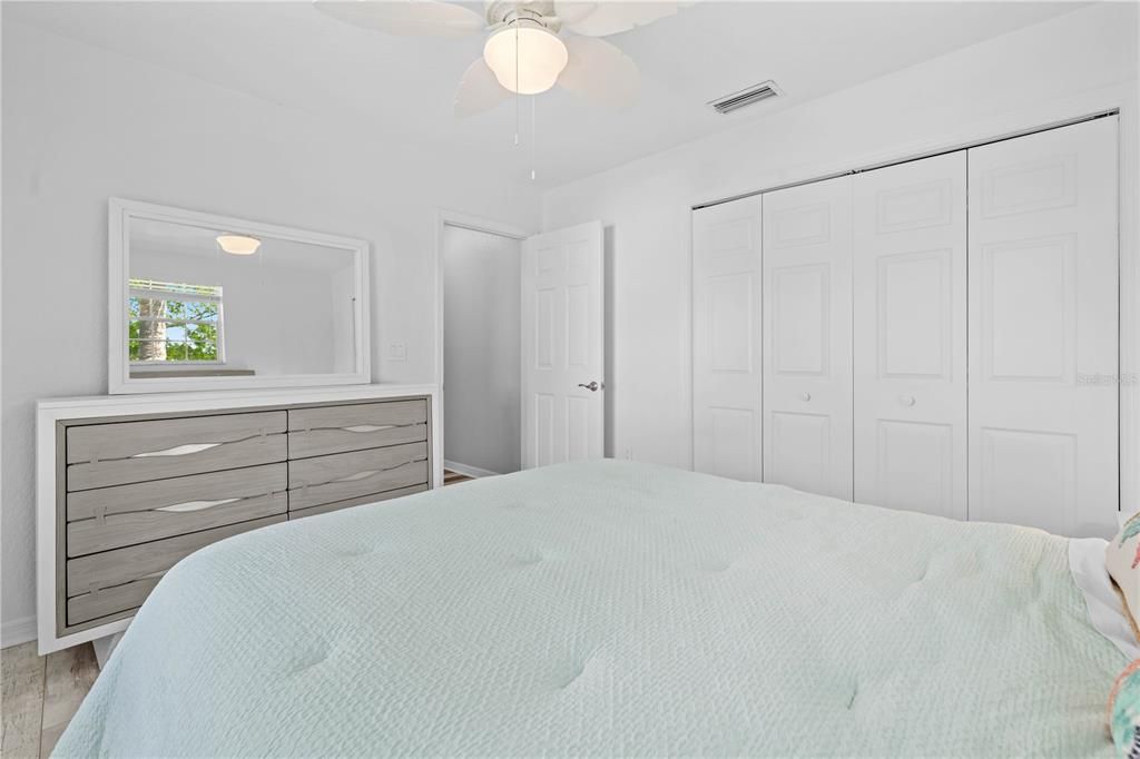 Active With Contract: $799,000 (3 beds, 2 baths, 2728 Square Feet)