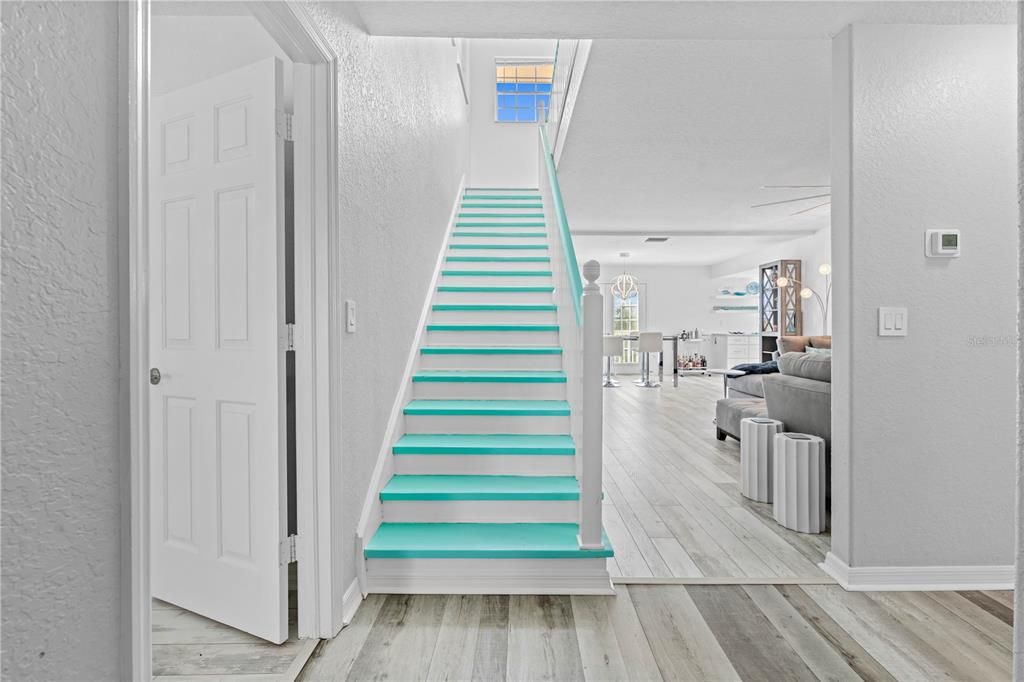 Active With Contract: $799,000 (3 beds, 2 baths, 2728 Square Feet)