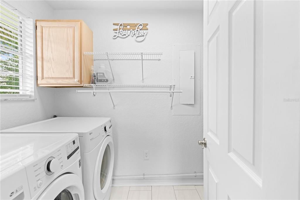 Active With Contract: $799,000 (3 beds, 2 baths, 2728 Square Feet)