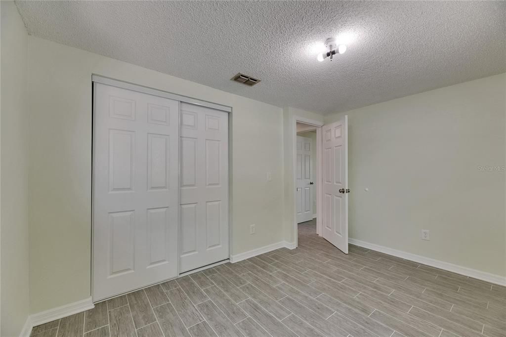 Active With Contract: $365,000 (3 beds, 2 baths, 1529 Square Feet)