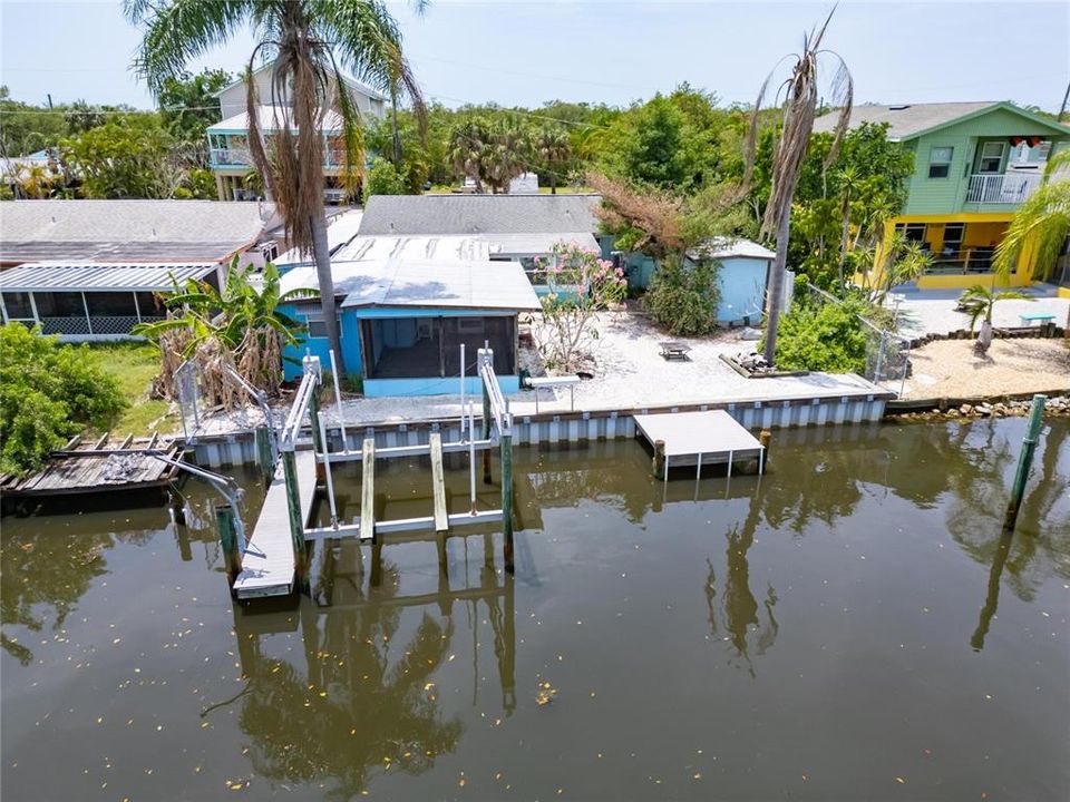 Active With Contract: $365,000 (3 beds, 2 baths, 1529 Square Feet)