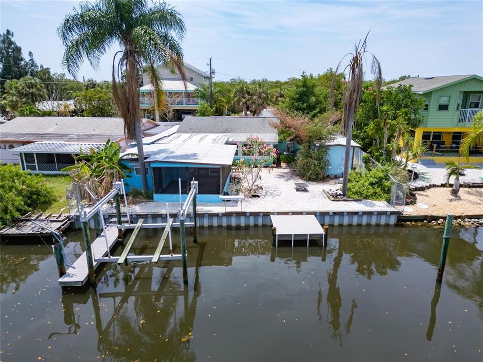 Active With Contract: $365,000 (3 beds, 2 baths, 1529 Square Feet)