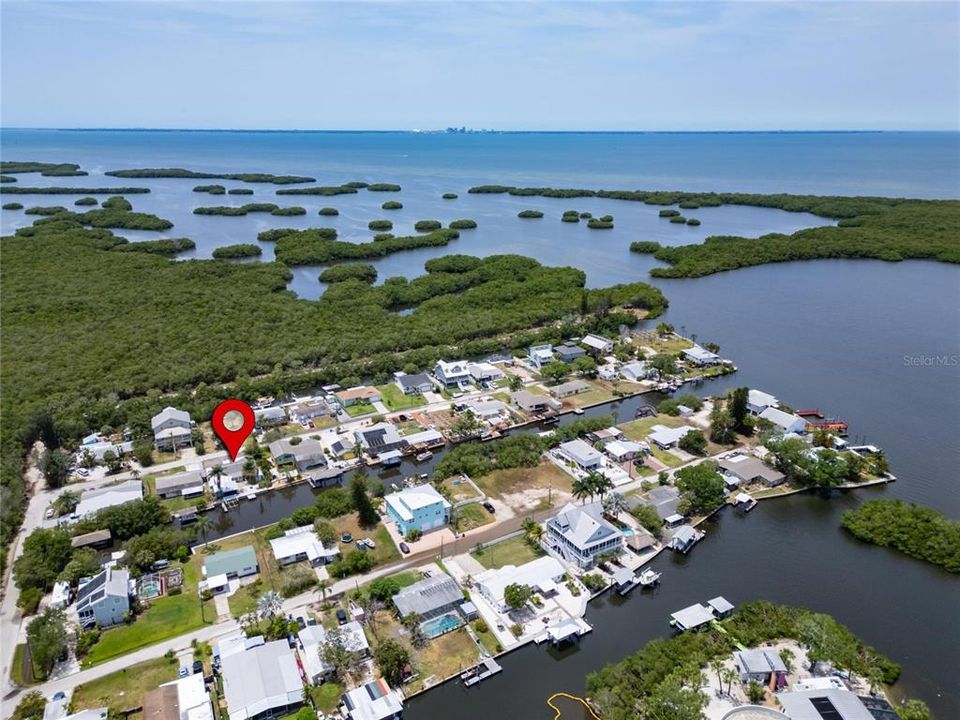 Active With Contract: $365,000 (3 beds, 2 baths, 1529 Square Feet)